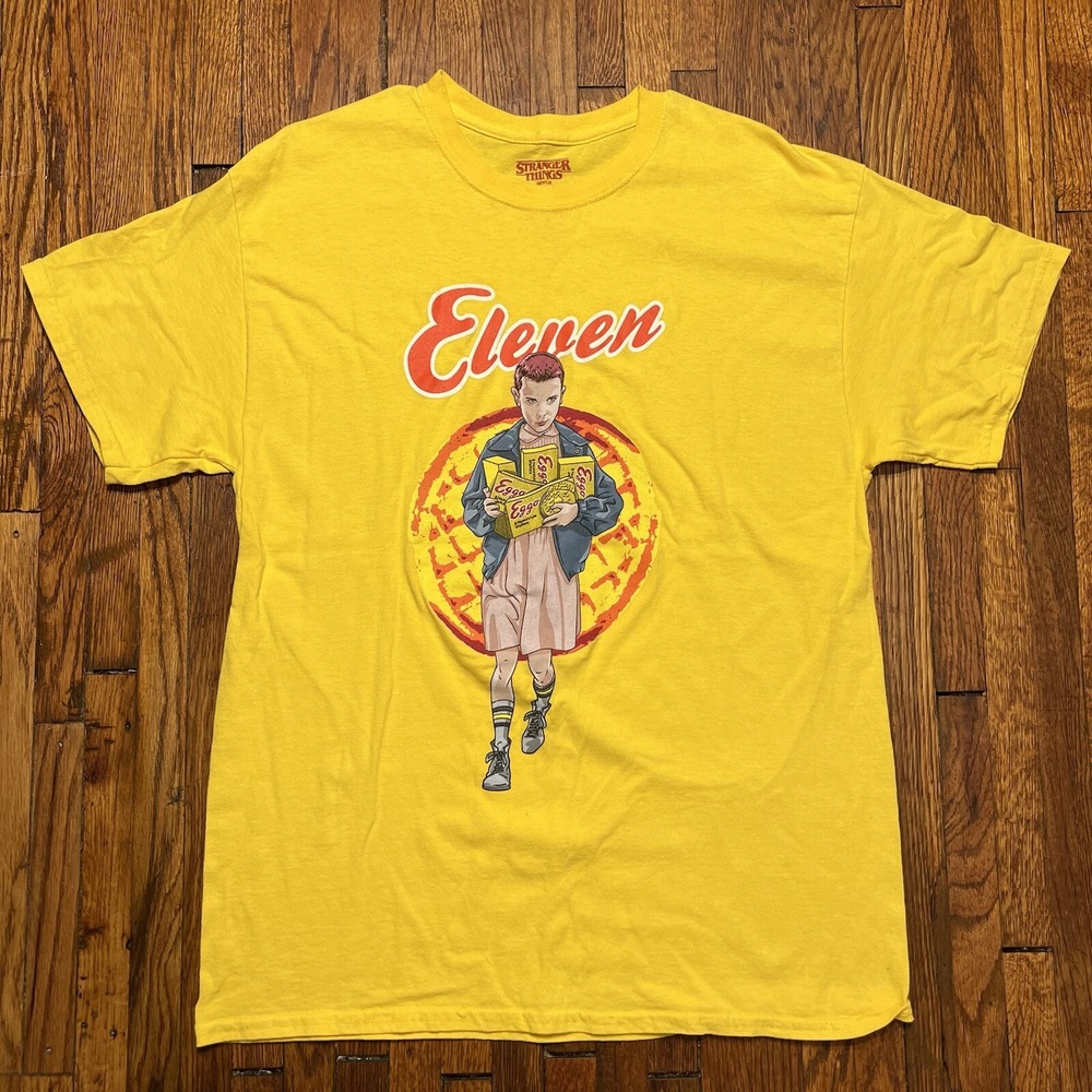 Stranger Things Eleven Eggo Waffles T Shirt Yellow Size Large Cotton RARE